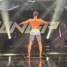 유동근